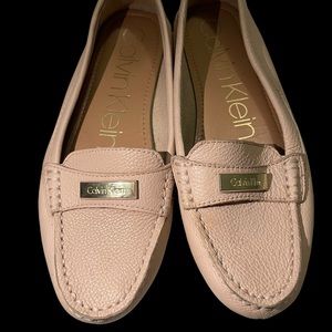 Calvin Klein Pink Loafers💕 (FLATS)